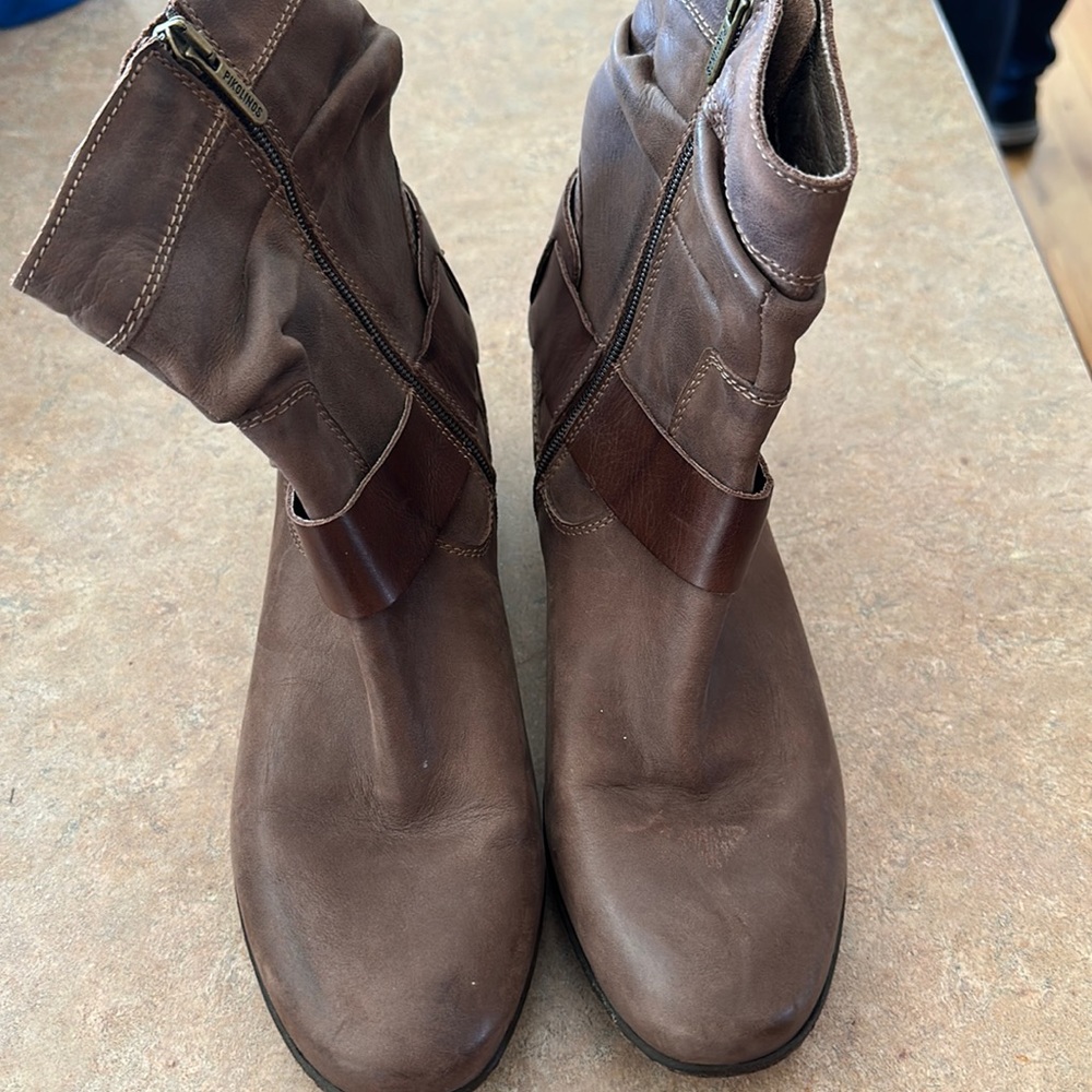 Leather booties